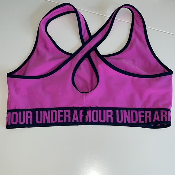 Under Armour compression sports bra size large - Picture 2 of 3
